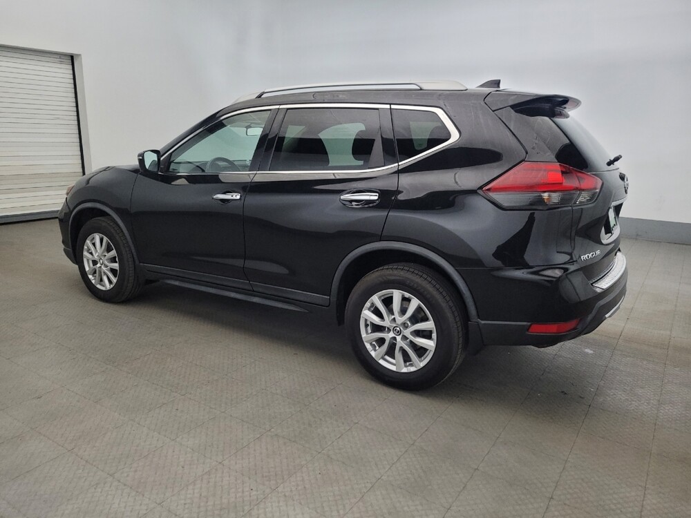 2018 Nissan Rogue in Pittsburgh, PA 15237 - 18131283 3