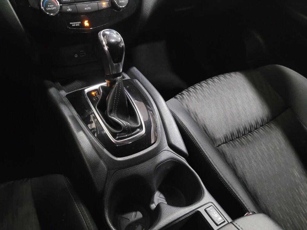 2018 Nissan Rogue in Pittsburgh, PA 15237 - 18131283 26