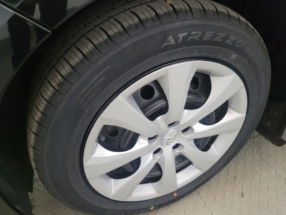 2024 Toyota Corolla in Pittsburgh, PA 15237 - 18131287 31