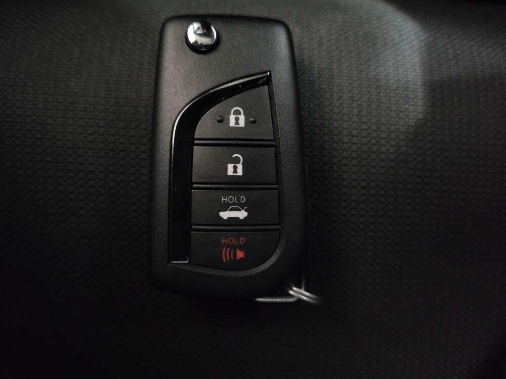 2024 Toyota Corolla in Pittsburgh, PA 15237 - 18131287 32