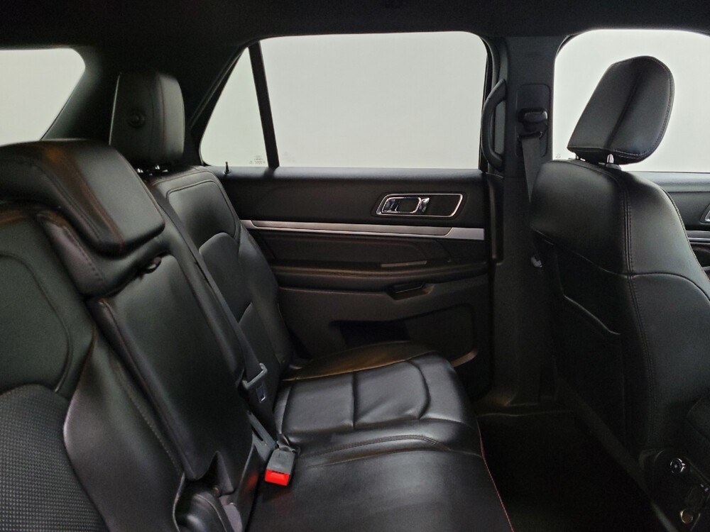 2018 Ford Explorer in Langhorne, PA 19047 - 18131291 19