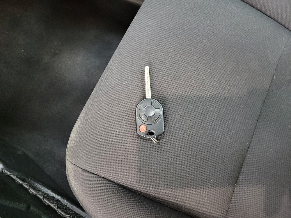 2015 Ford Escape in Langhorne, PA 19047 - 18131292 32