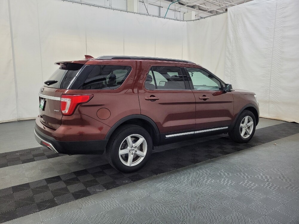 2016 Ford Explorer in Langhorne, PA 19047 - 18131302 10