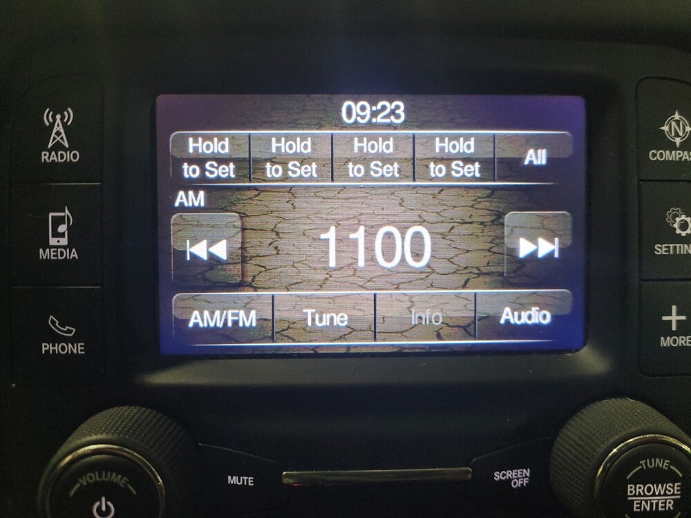 2018 Jeep Compass in Williamstown, NJ 8094 - 18131306 25