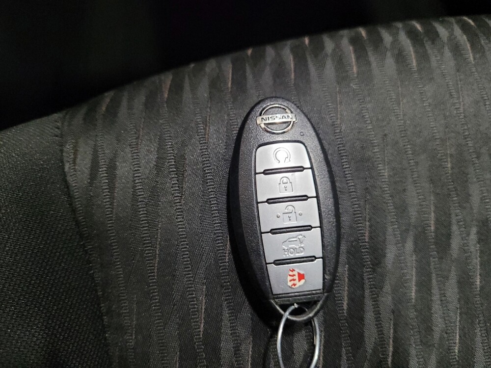 2019 Nissan Rogue in New Castle, DE 19720 - 18131311 32