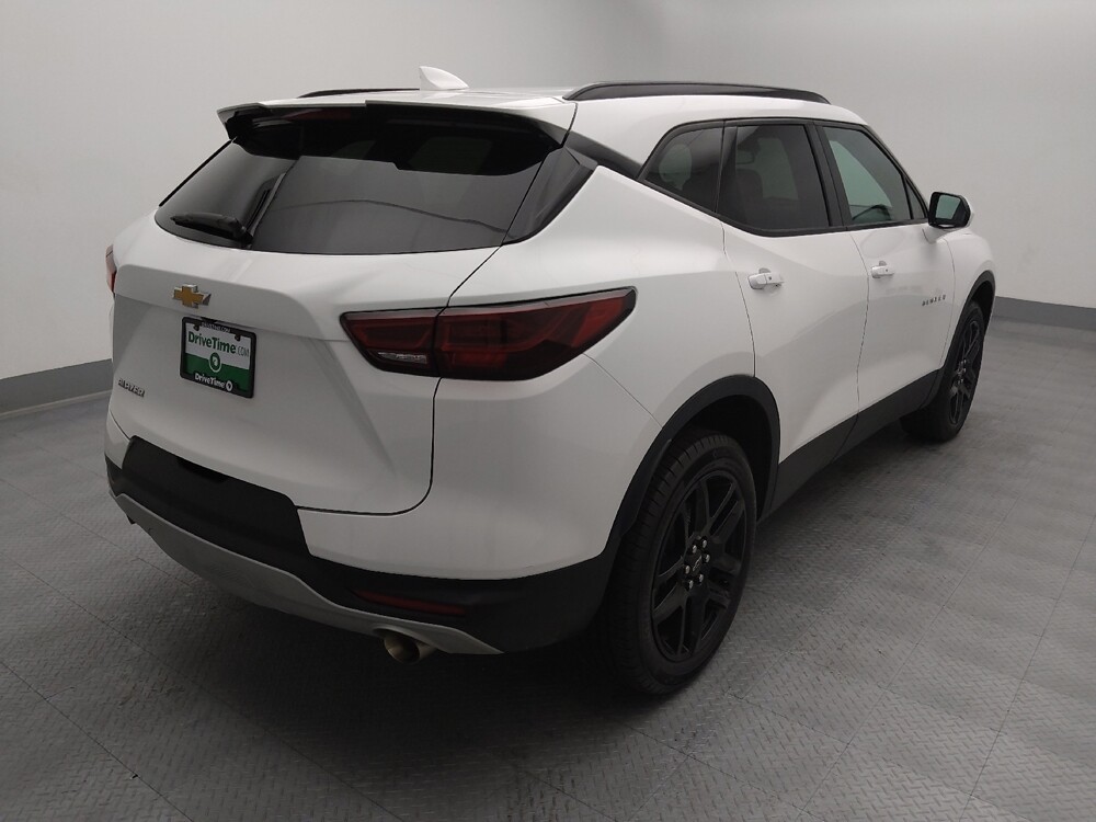 2024 Chevrolet Blazer in Wichita, KS 67207 - 18131316 9