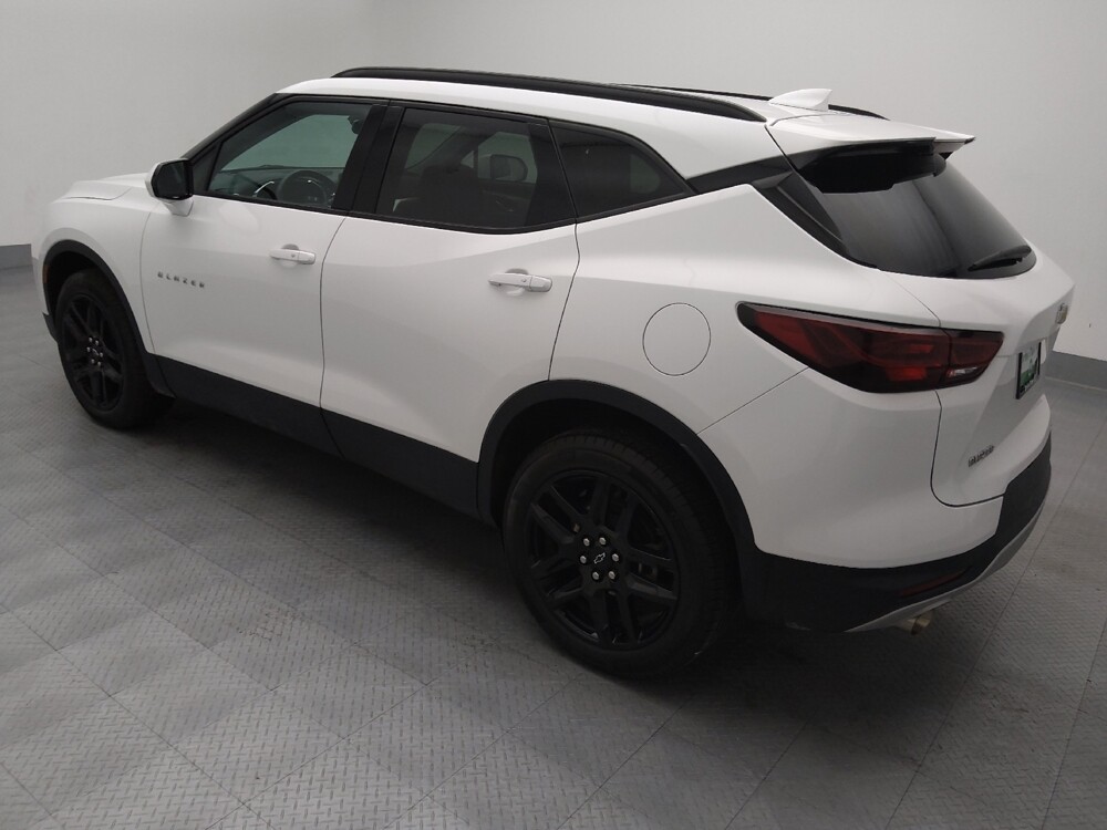 2024 Chevrolet Blazer in Wichita, KS 67207 - 18131316 3