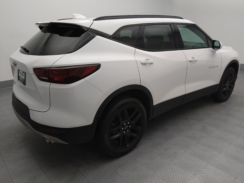 2024 Chevrolet Blazer in Wichita, KS 67207 - 18131316 10