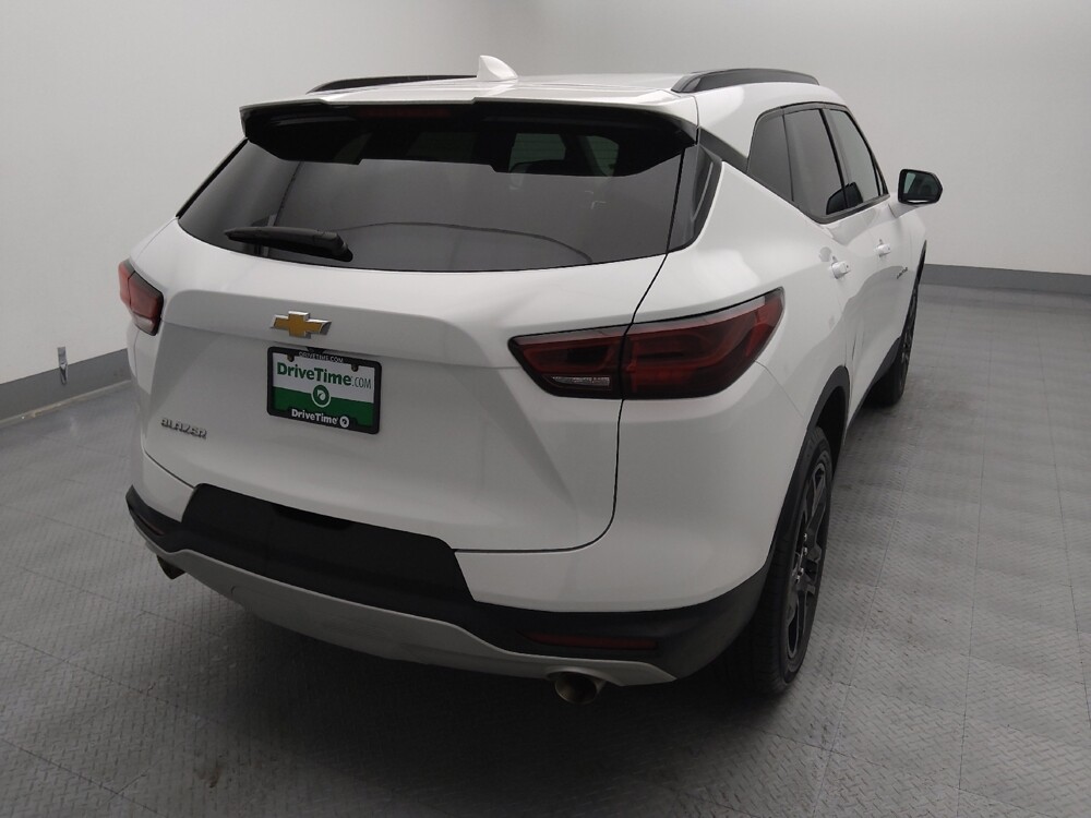 2024 Chevrolet Blazer in Wichita, KS 67207 - 18131316 7