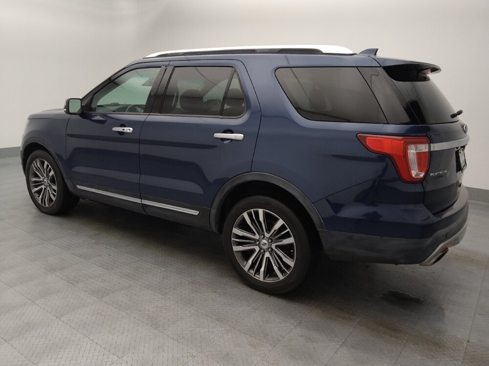 2017 Ford Explorer in Topeka, KS 66611 - 18131318 3