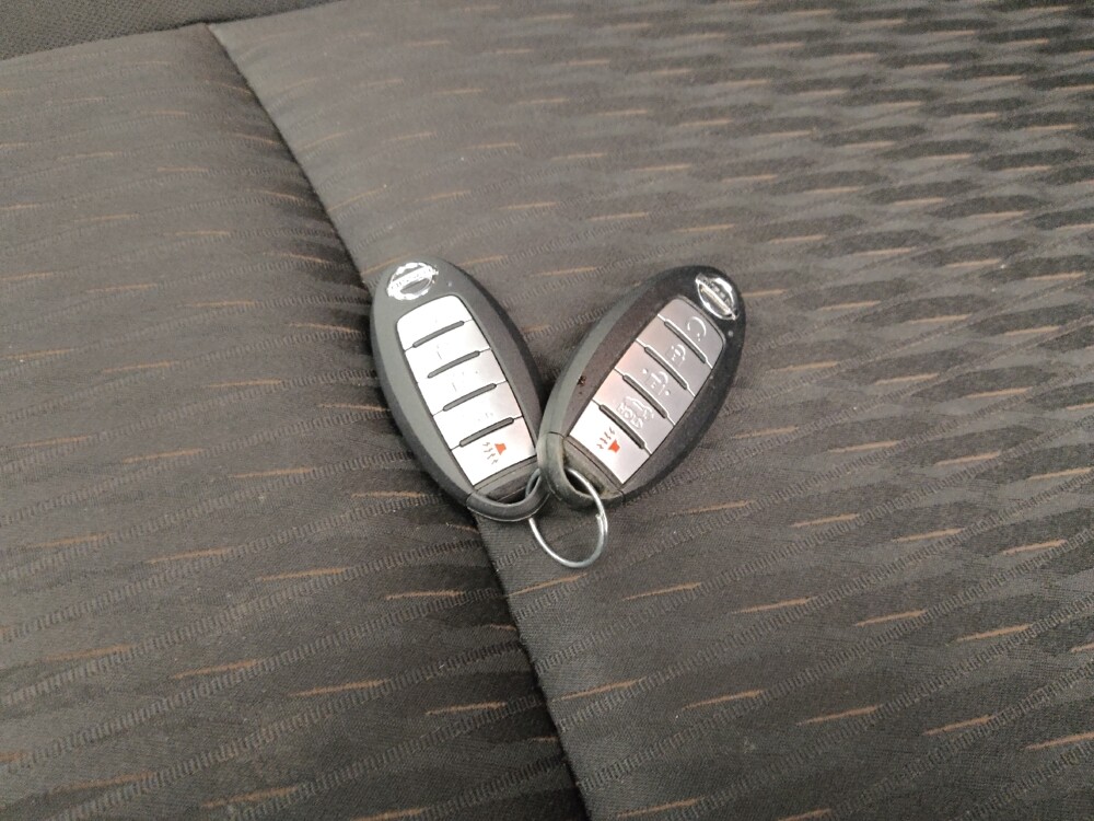 2019 Nissan Rogue in Topeka, KS 66611 - 18131320 32