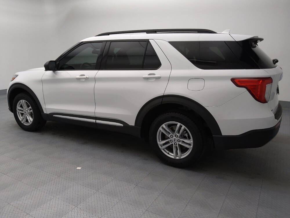 2020 Ford Explorer in Topeka, KS 66611 - 18131321 3