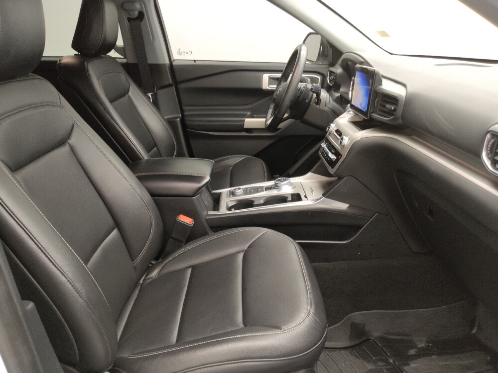 2020 Ford Explorer in Topeka, KS 66611 - 18131321 21