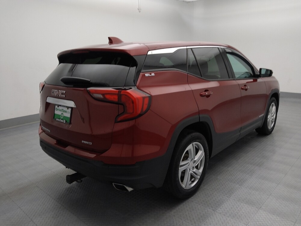 2018 GMC Terrain in Topeka, KS 66611 - 18131323 9