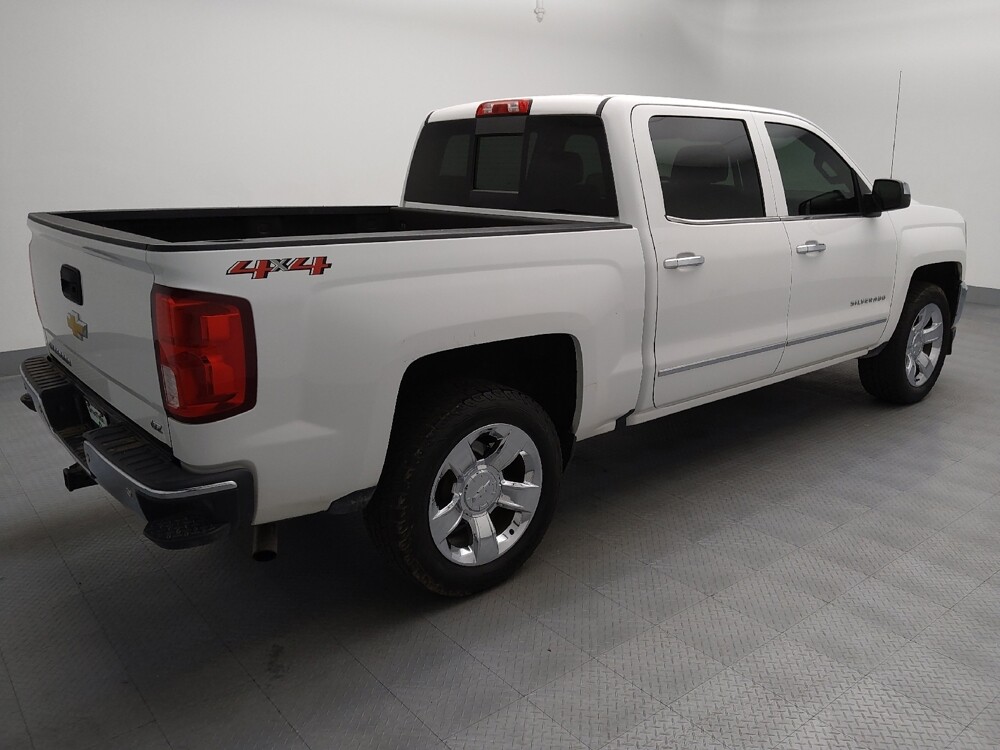 2018 Chevrolet Silverado 1500 in Independence, MO 64055 - 18131327 10