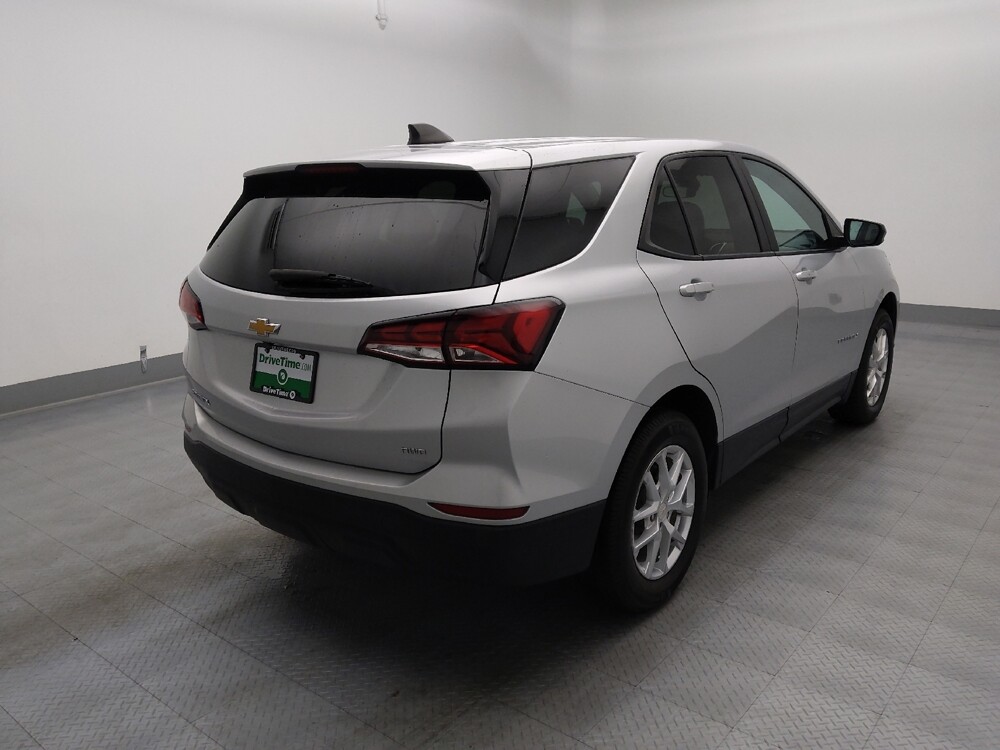 2022 Chevrolet Equinox in St. Louis, MO 63136 - 18131328 9