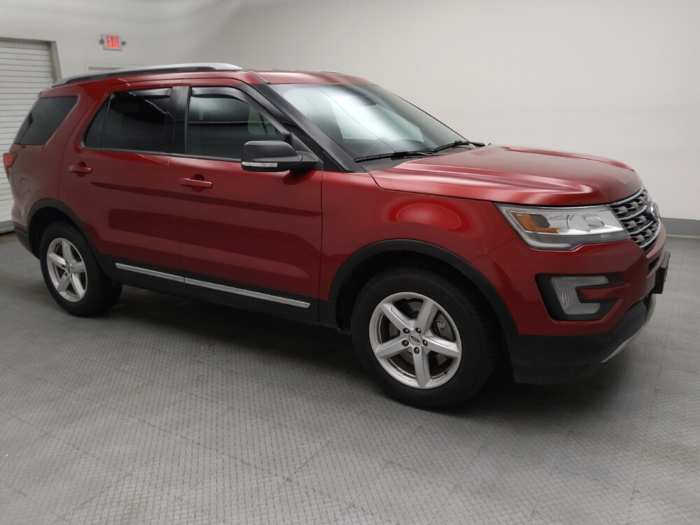 2017 Ford Explorer in Lombard, IL 60148 - 18131332 11