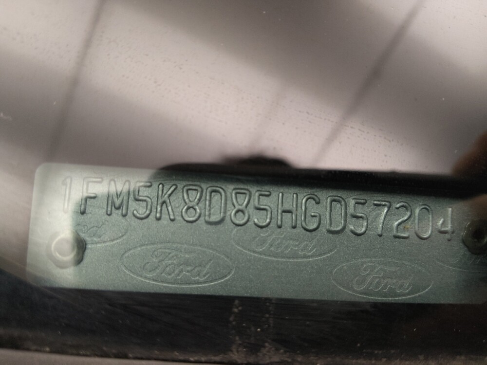 2017 Ford Explorer in Lombard, IL 60148 - 18131332 33