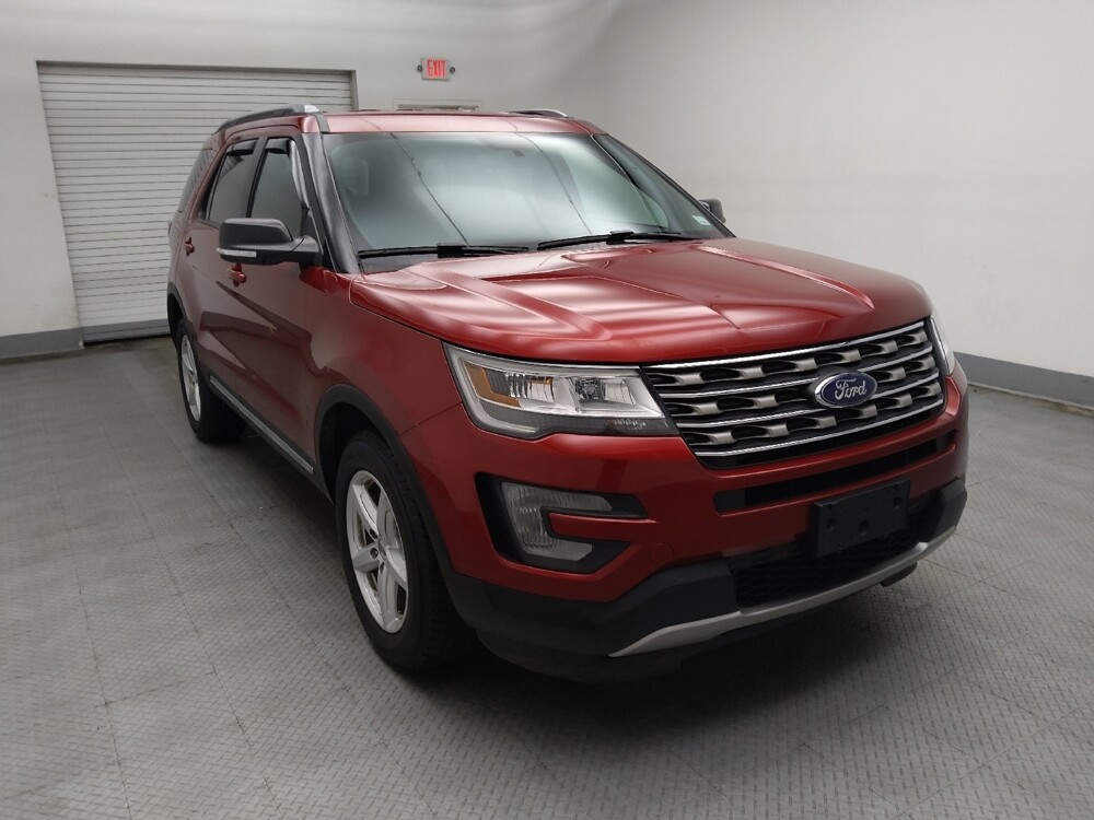 2017 Ford Explorer in Lombard, IL 60148 - 18131332 13