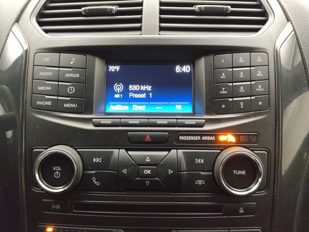 2017 Ford Explorer in Lombard, IL 60148 - 18131332 25