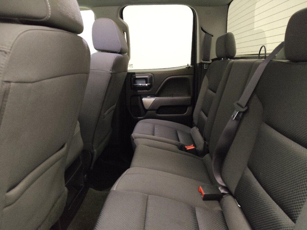 2017 Chevrolet Silverado 1500 in Lombard, IL 60148 - 18131335 18