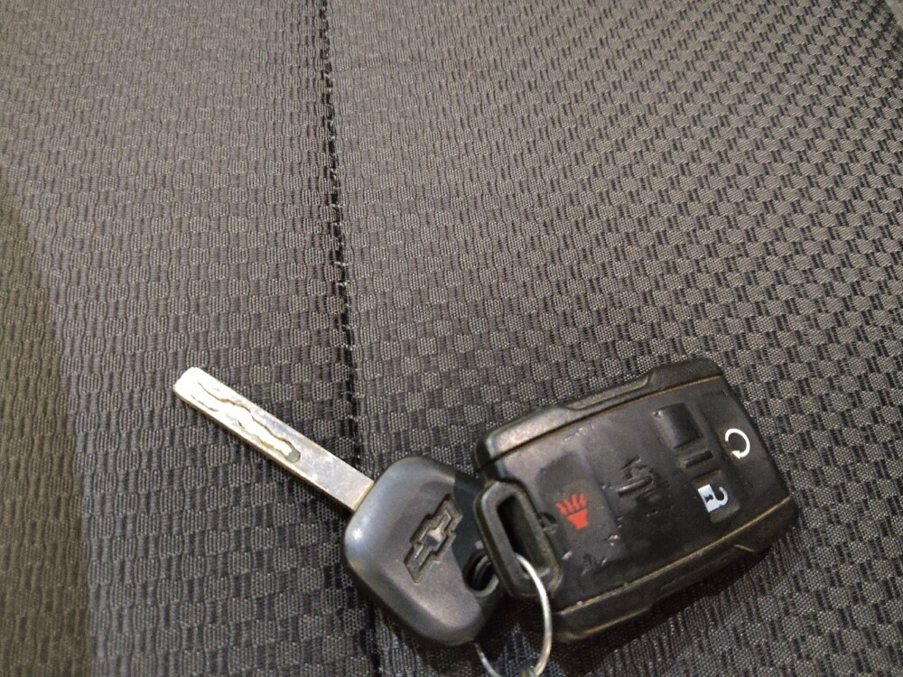 2017 Chevrolet Silverado 1500 in Lombard, IL 60148 - 18131335 32