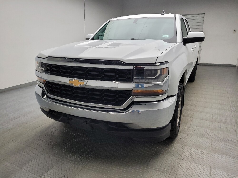 2018 Chevrolet Silverado 1500 in Taylor, MI 48180 - 18131342 15