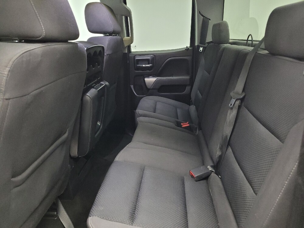 2018 Chevrolet Silverado 1500 in Taylor, MI 48180 - 18131342 18