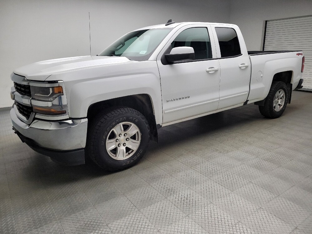 2018 Chevrolet Silverado 1500 in Taylor, MI 48180 - 18131342 2