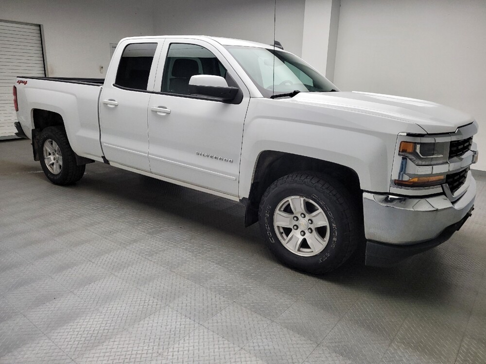 2018 Chevrolet Silverado 1500 in Taylor, MI 48180 - 18131342 11