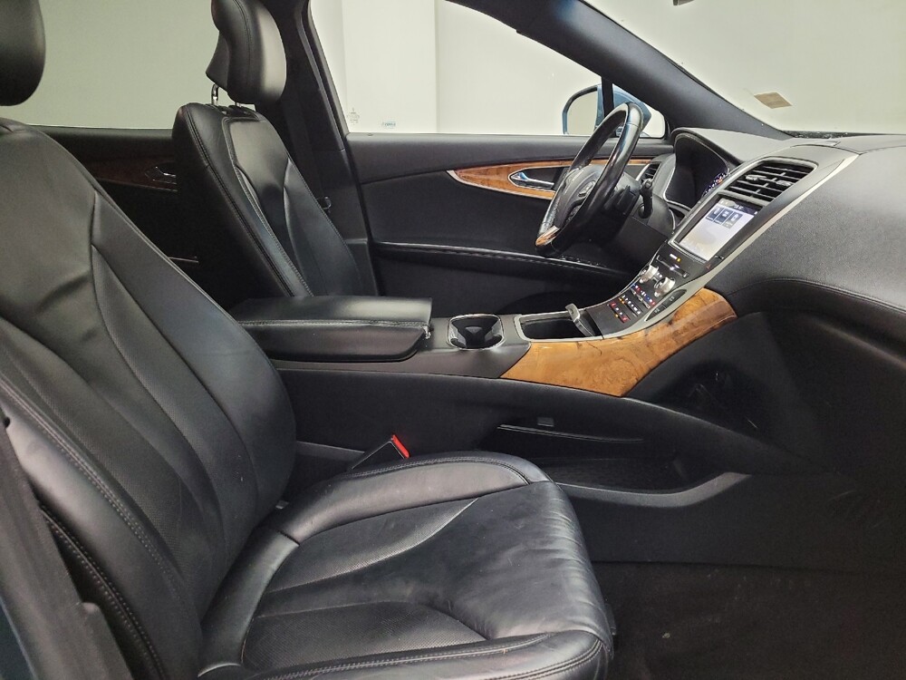 2016 Lincoln MKX in Grand Rapids, MI 49508 - 18131343 21