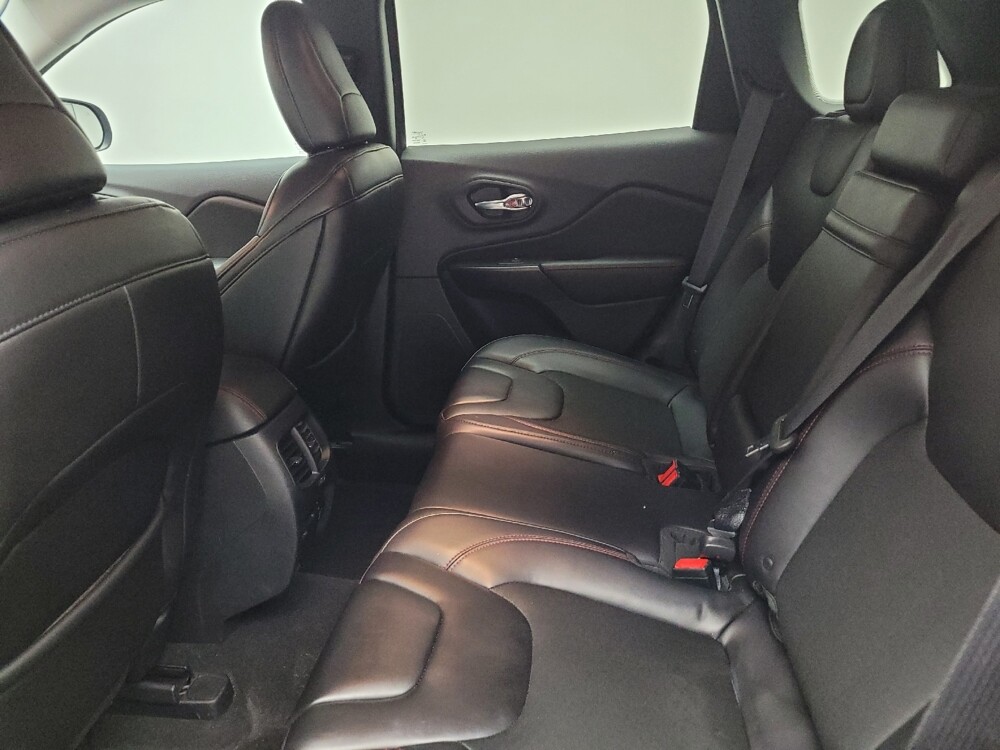 2019 Jeep Cherokee in Taylor, MI 48180 - 18131344 18