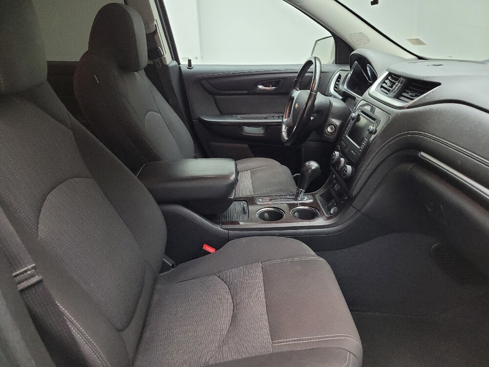 2017 Chevrolet Traverse in Taylor, MI 48180 - 18131345 21