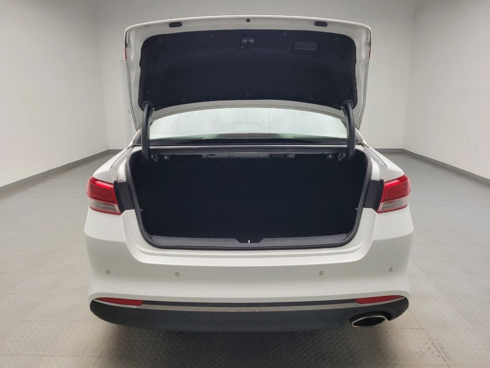 2018 Kia Optima in Grand Rapids, MI 49508 - 18131346 29