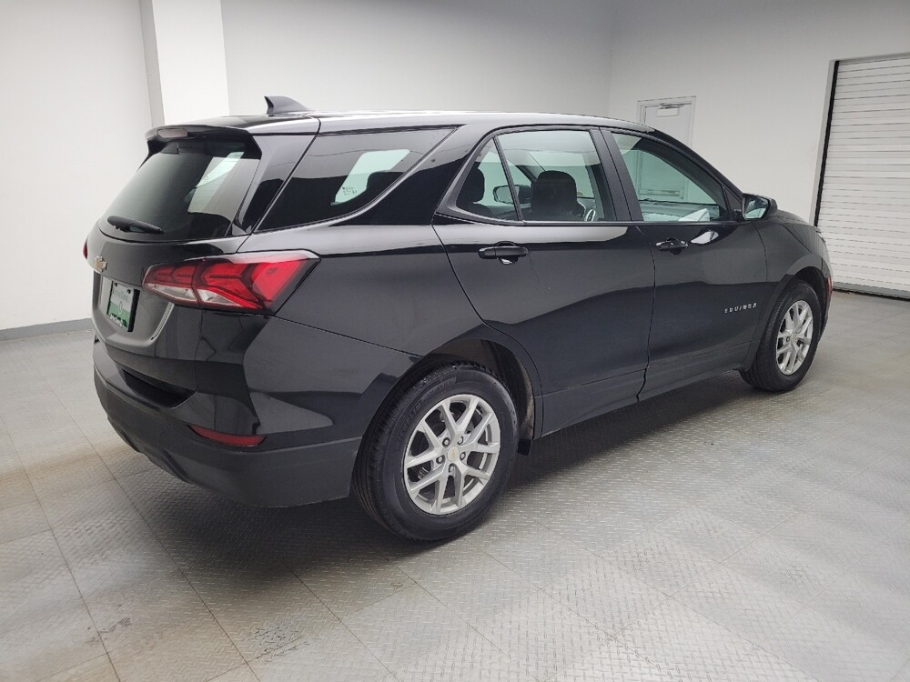 2024 Chevrolet Equinox in Taylor, MI 48180 - 18131347 10