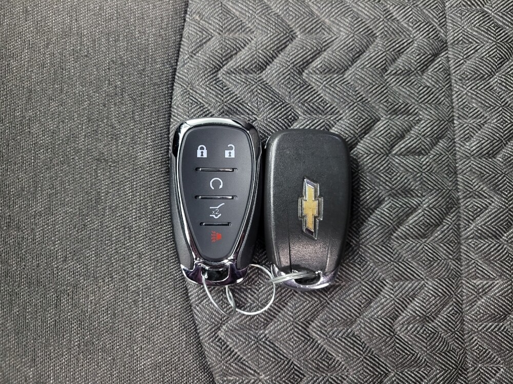 2023 Chevrolet Equinox in Eastpointe, MI 48021 - 18131349 32