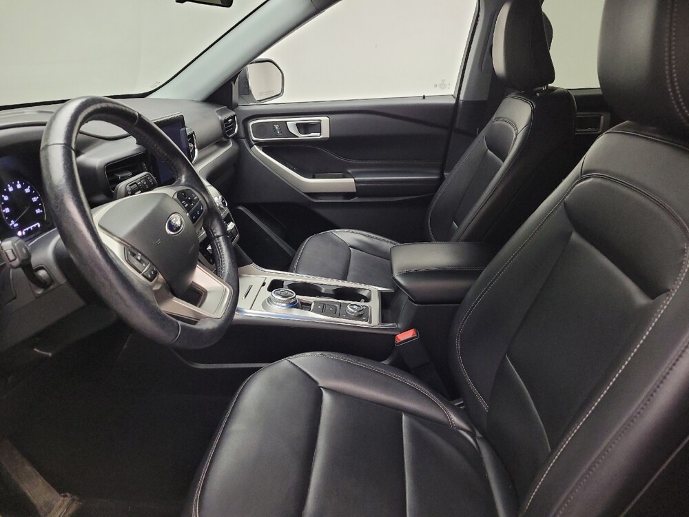 2021 Ford Explorer in Eastpointe, MI 48021 - 18131350 17