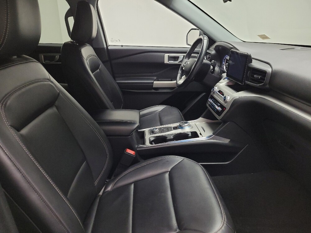 2021 Ford Explorer in Eastpointe, MI 48021 - 18131350 21