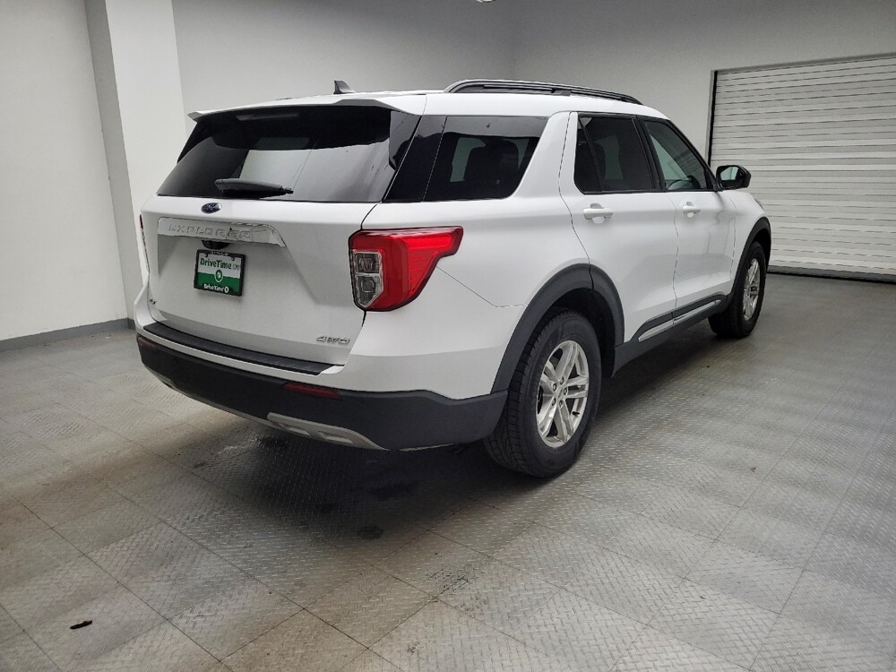 2021 Ford Explorer in Eastpointe, MI 48021 - 18131350 9