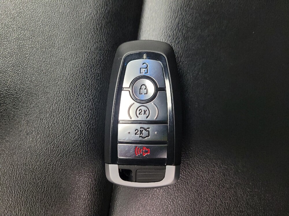 2021 Ford Explorer in Eastpointe, MI 48021 - 18131350 32