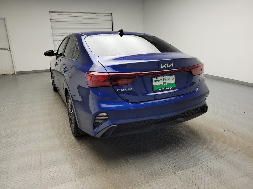 2023 Kia Forte in Taylor, MI 48180 - 18131352 6