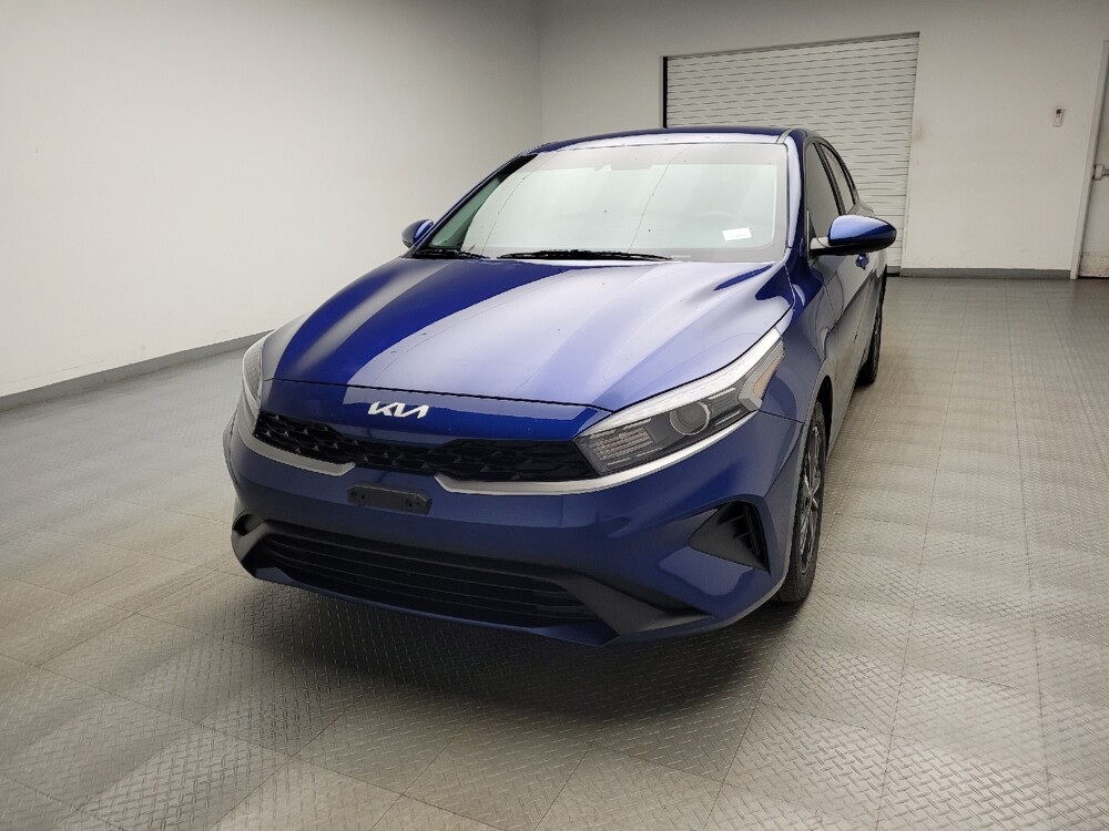 2023 Kia Forte in Taylor, MI 48180 - 18131352 15