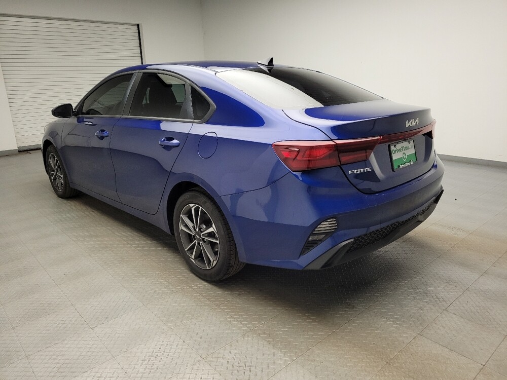 2023 Kia Forte in Taylor, MI 48180 - 18131352 5