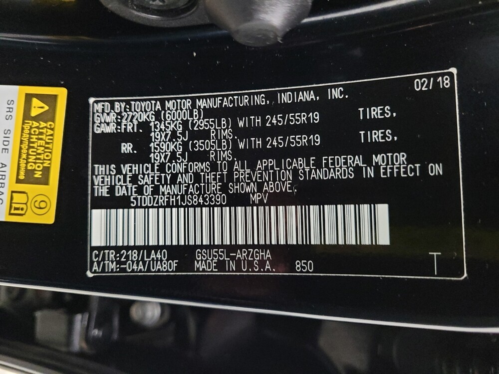 2018 Toyota Highlander in Eastpointe, MI 48021 - 18131353 33