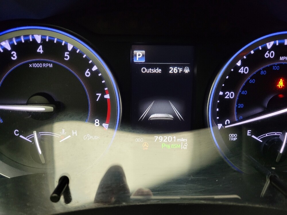 2018 Toyota Highlander in Eastpointe, MI 48021 - 18131353 23