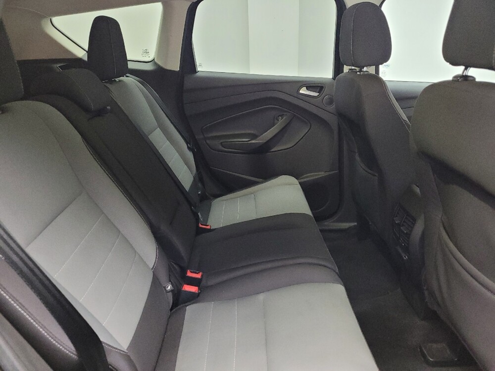 2016 Ford Escape in Eastpointe, MI 48021 - 18131355 19
