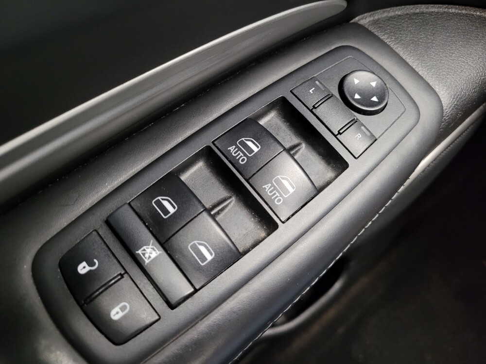 2019 Dodge Durango in Taylor, MI 48180 - 18131356 27