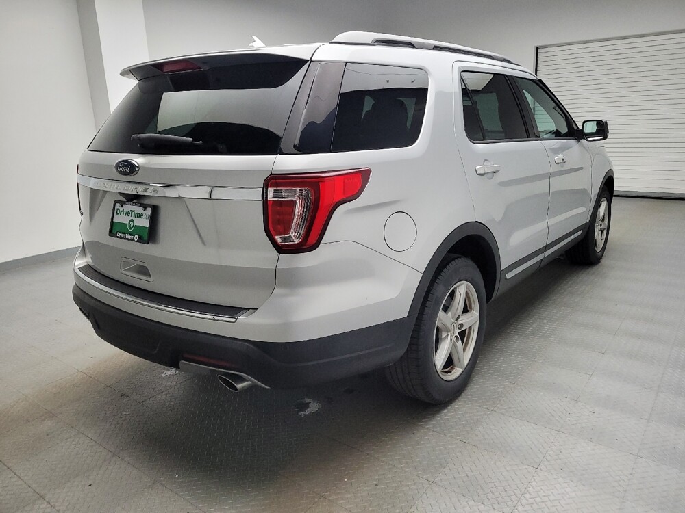 2018 Ford Explorer in Grand Rapids, MI 49508 - 18131358 9