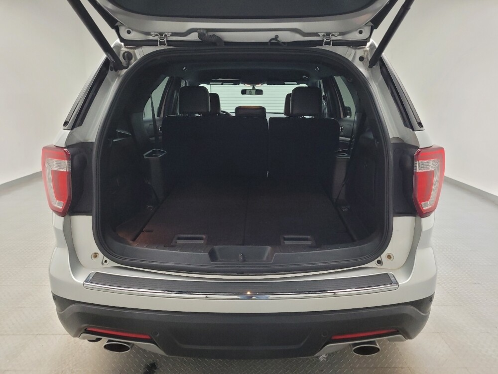 2018 Ford Explorer in Grand Rapids, MI 49508 - 18131358 29