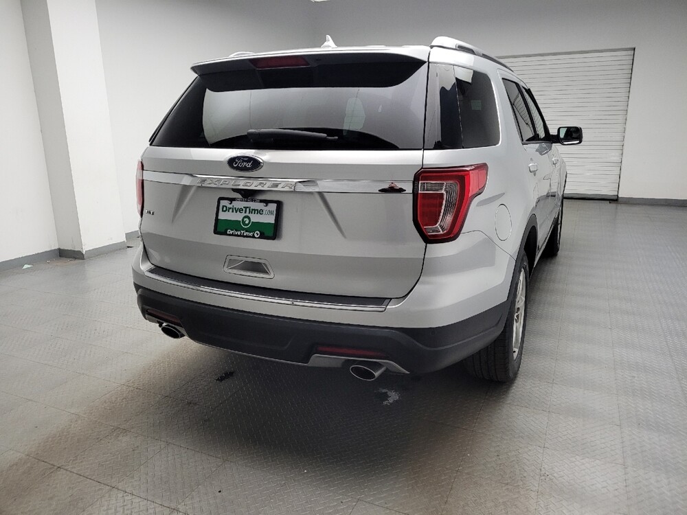2018 Ford Explorer in Grand Rapids, MI 49508 - 18131358 7